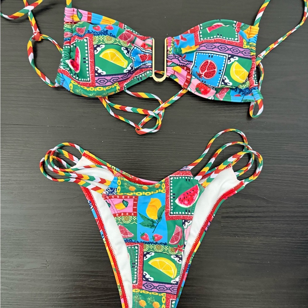 Colorful Patterned Women’s Bikini Set
